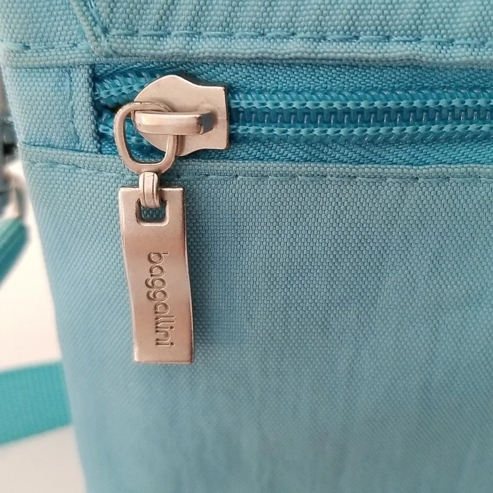 Baggallini Crossbody Bag